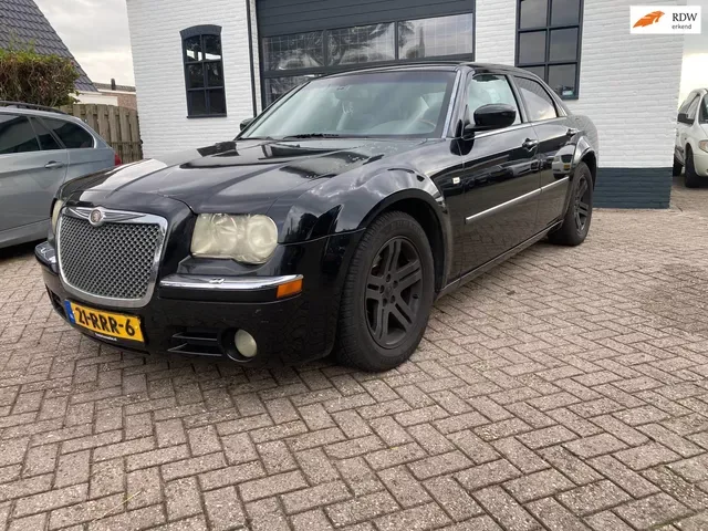Chrysler 300C (2008) — foto 1