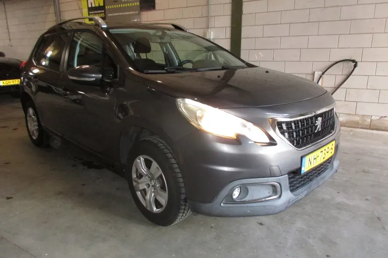 Peugeot 2008 (2017)