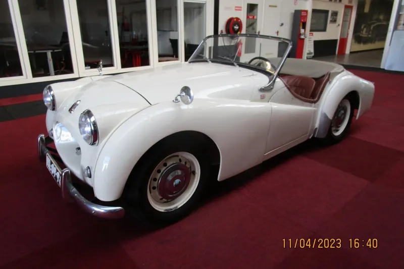 Triumph TR2 (1956)