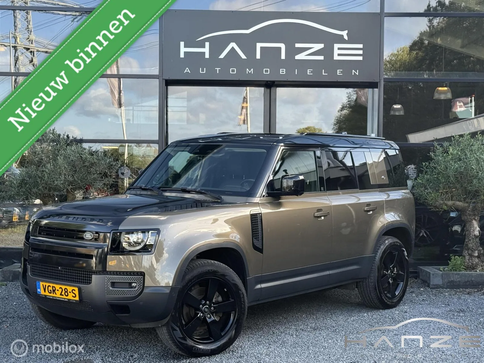 Land Rover Defender (2020) — foto 1