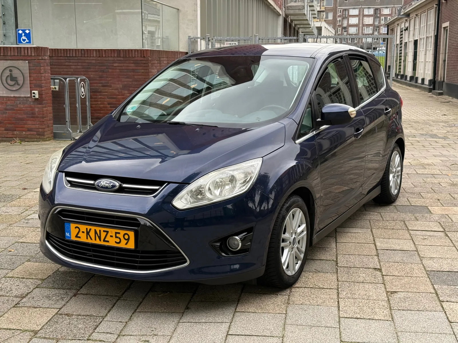 Ford C-Max (2013) — foto 1