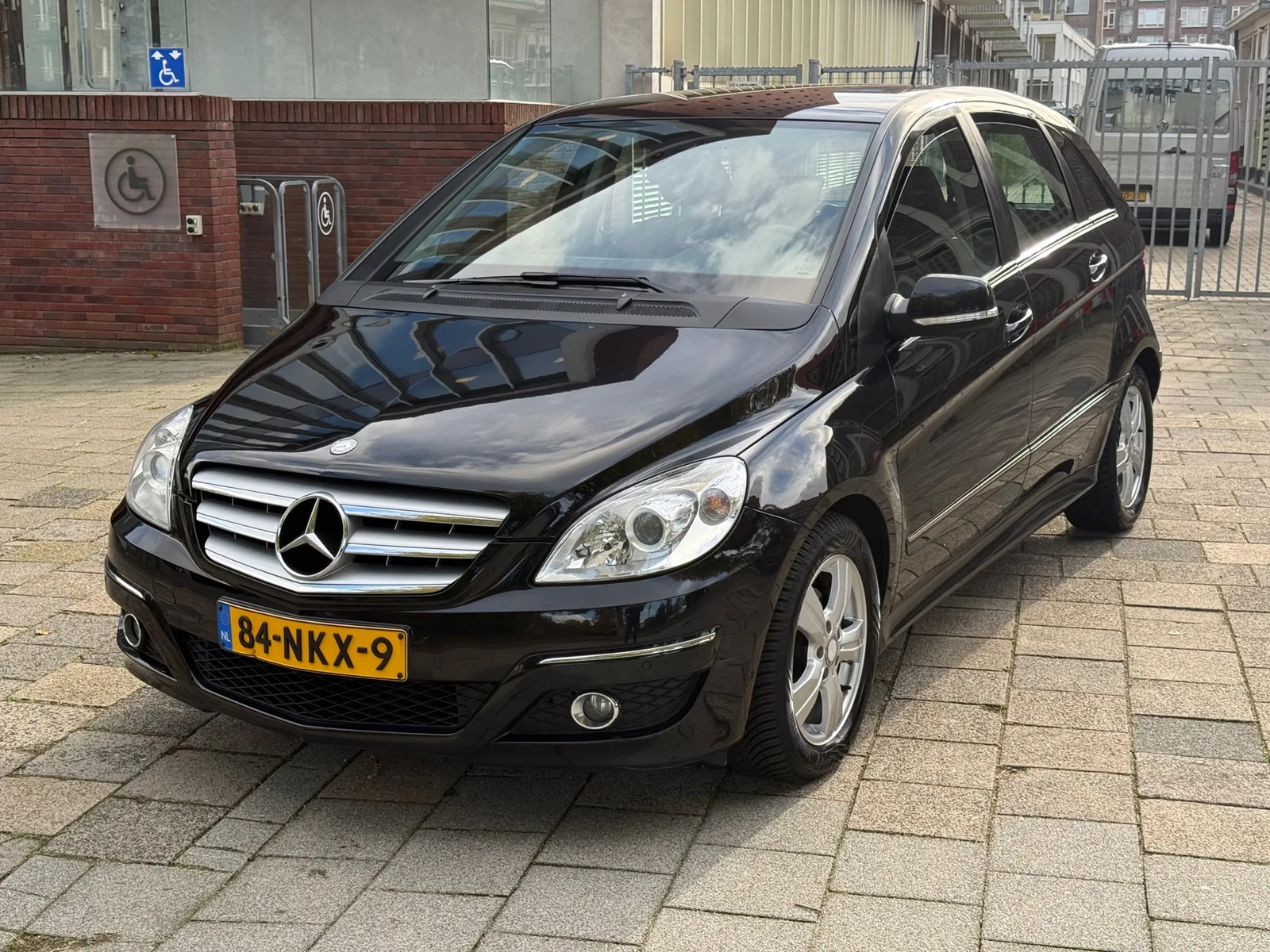 Mercedes-Benz B-Klasse (2009) — foto 1