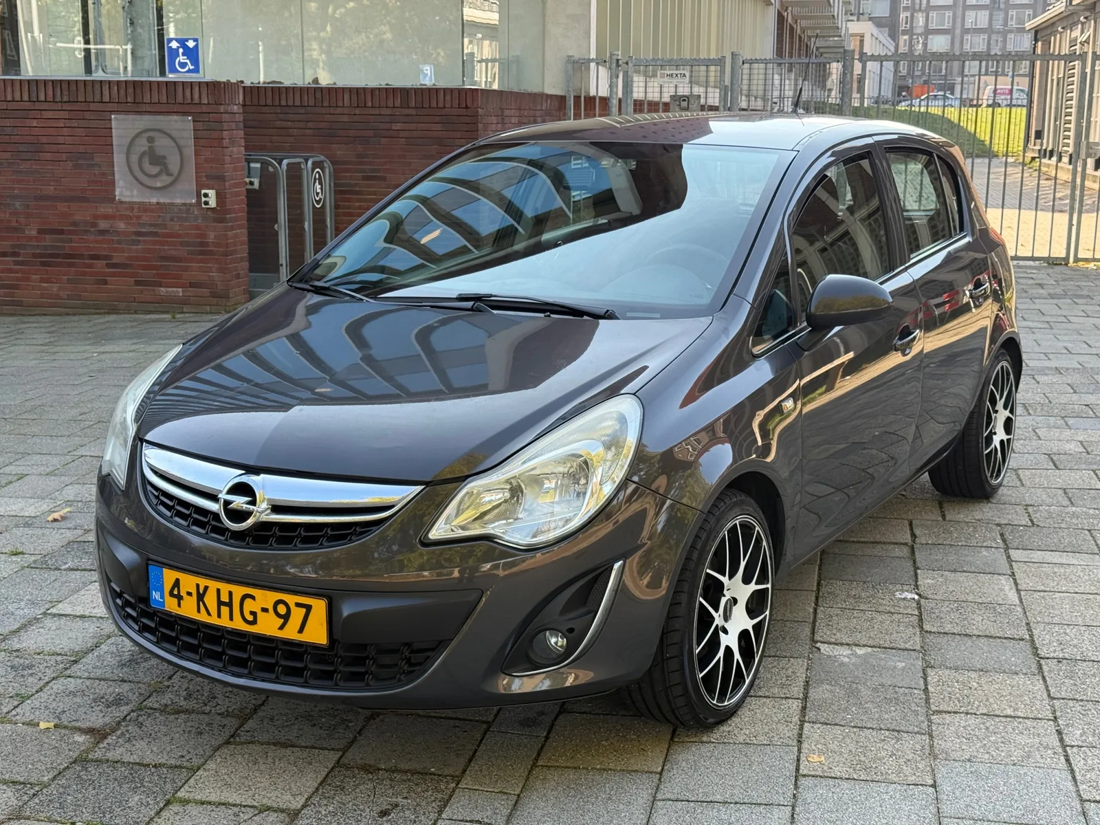 Opel Corsa (2013) — foto 1