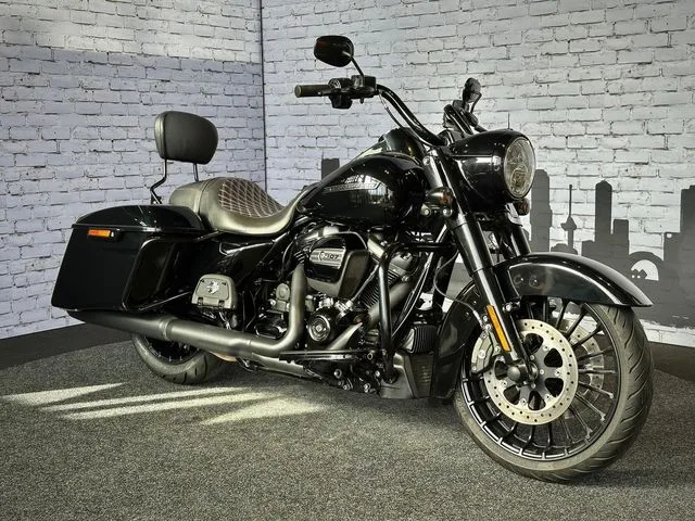 Harley-Davidson Road King (2017) — foto 1