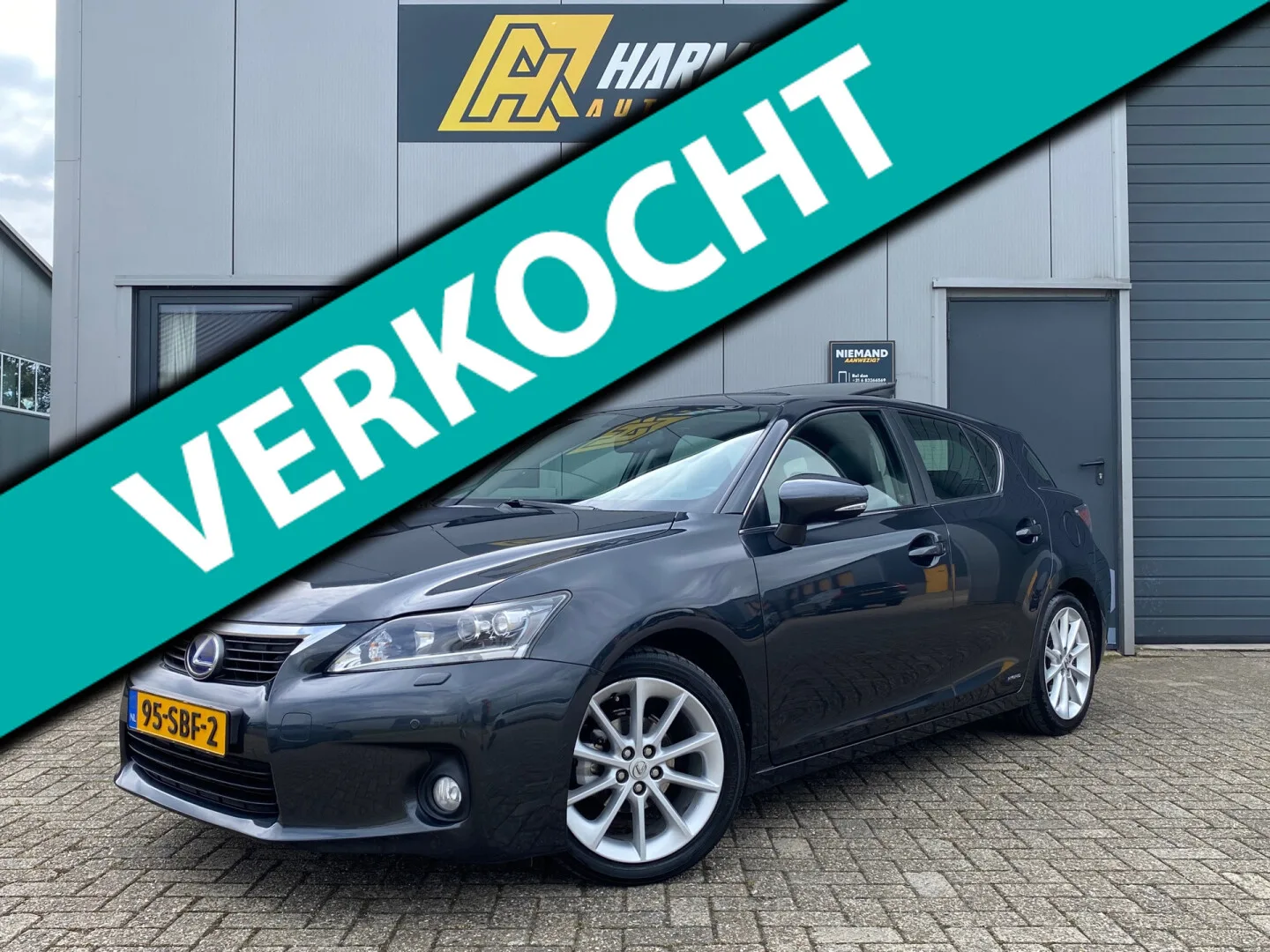 Lexus CT (2011) — foto 1