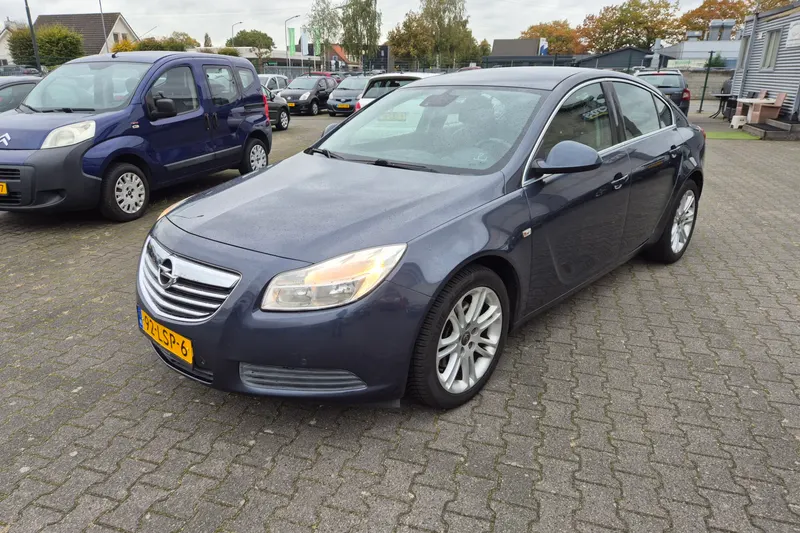 Opel Insignia (2010)