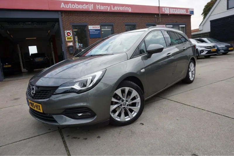 Opel Astra (2021)