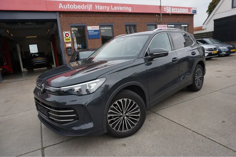 Volkswagen Tiguan (2025)