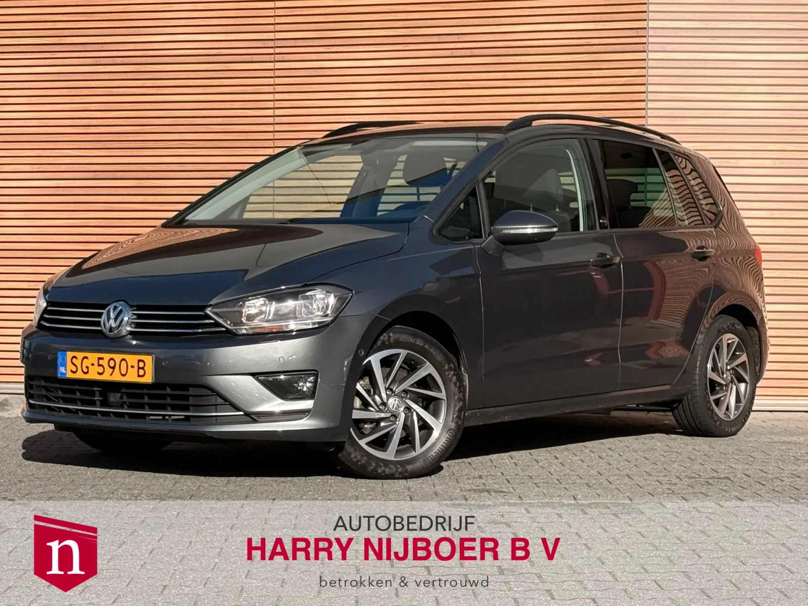 Volkswagen Golf Sportsvan (2017) — foto 1