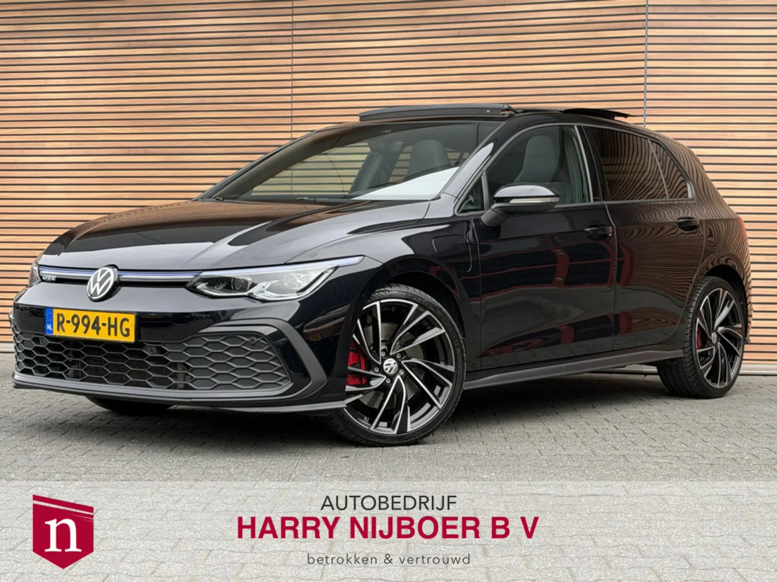 Volkswagen Golf (2022) — foto 1
