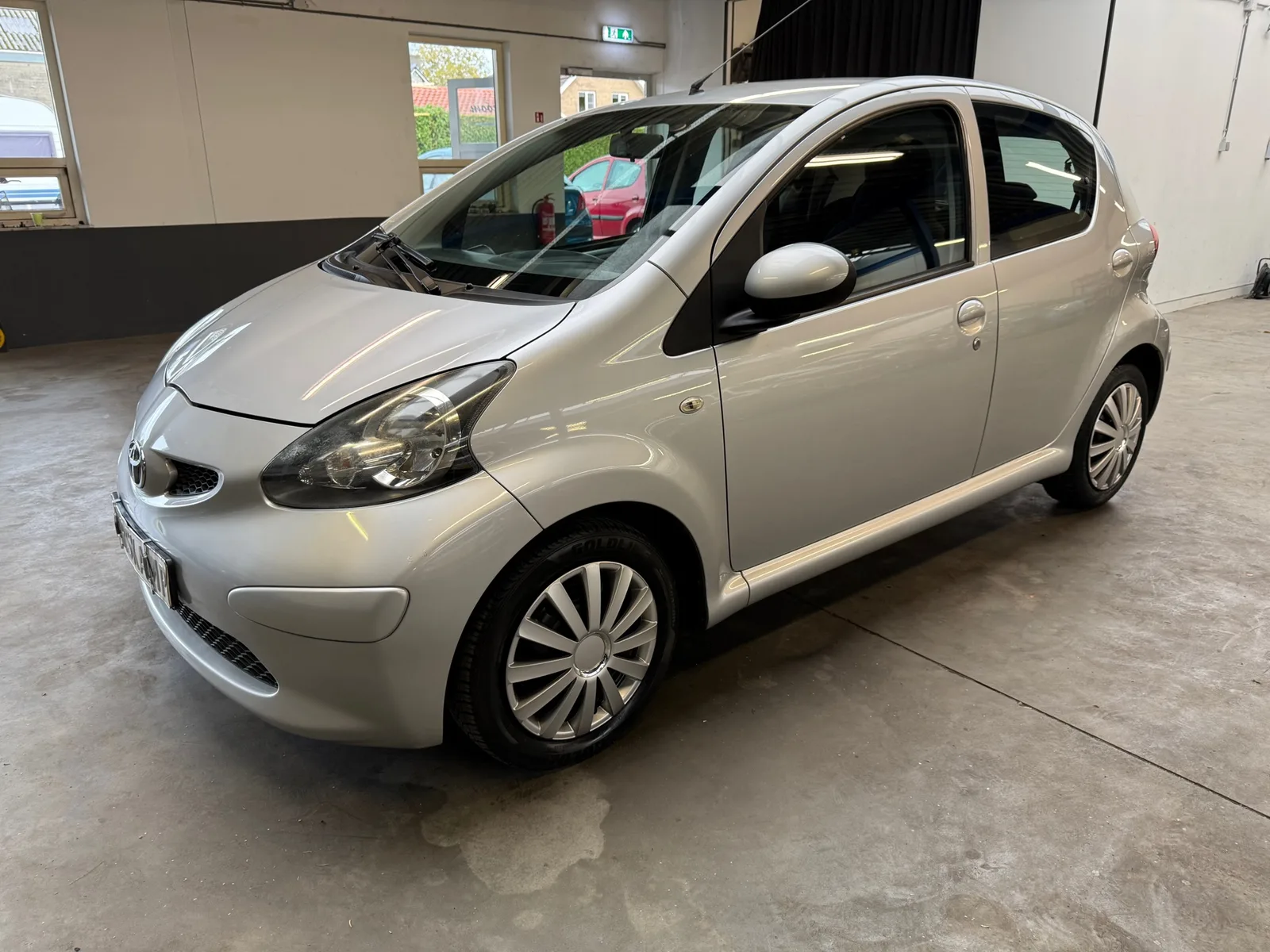 Toyota Aygo (2008) — foto 1