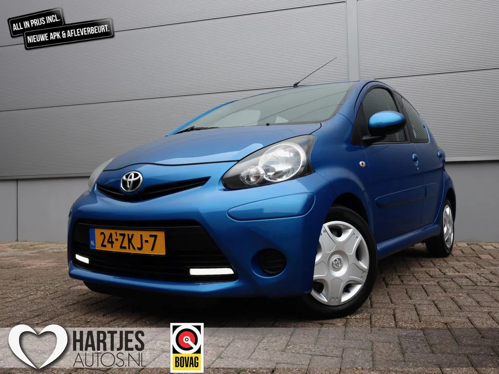 Toyota Aygo (2012) — foto 1