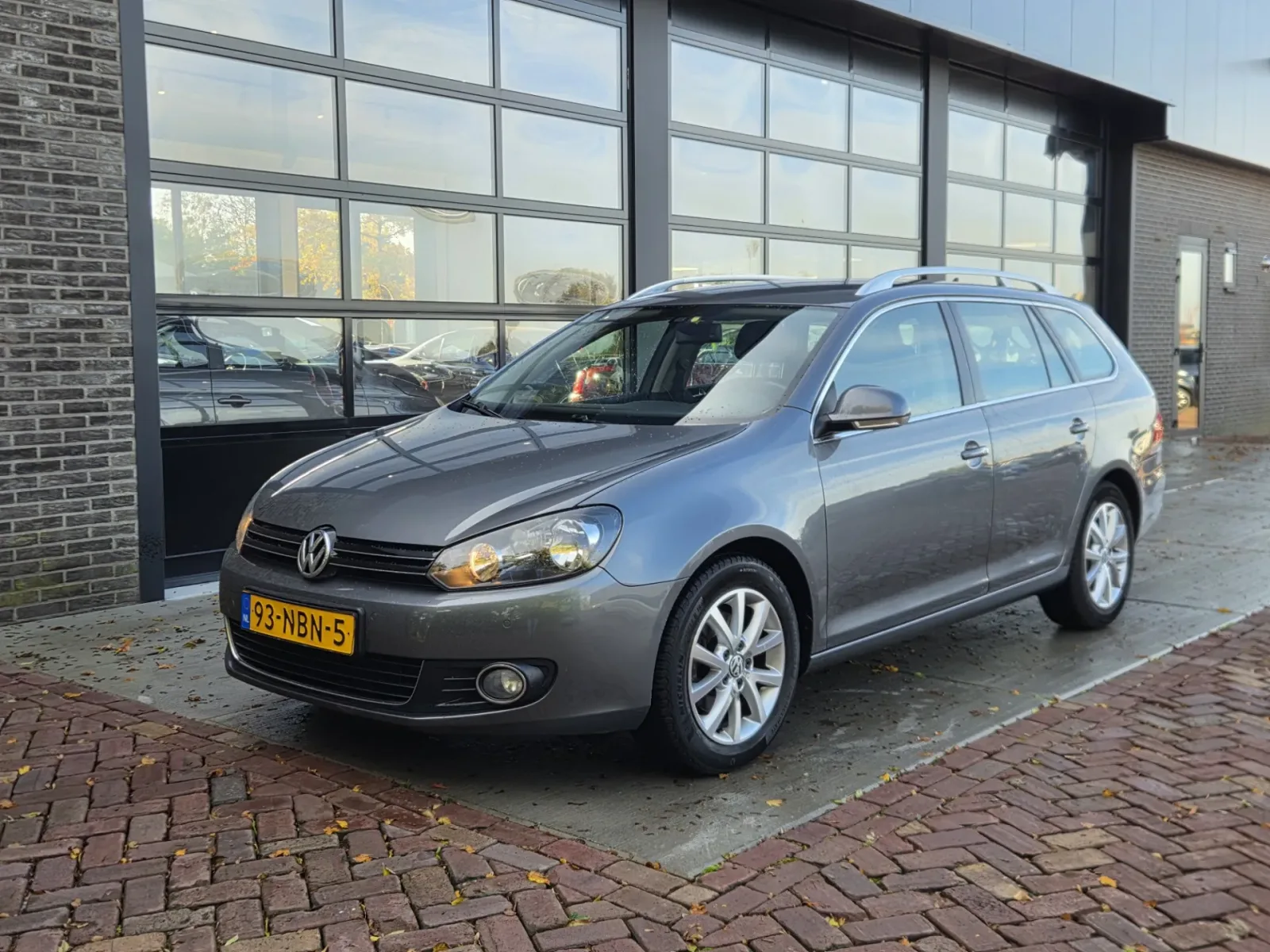 Volkswagen Golf (2010) — foto 1