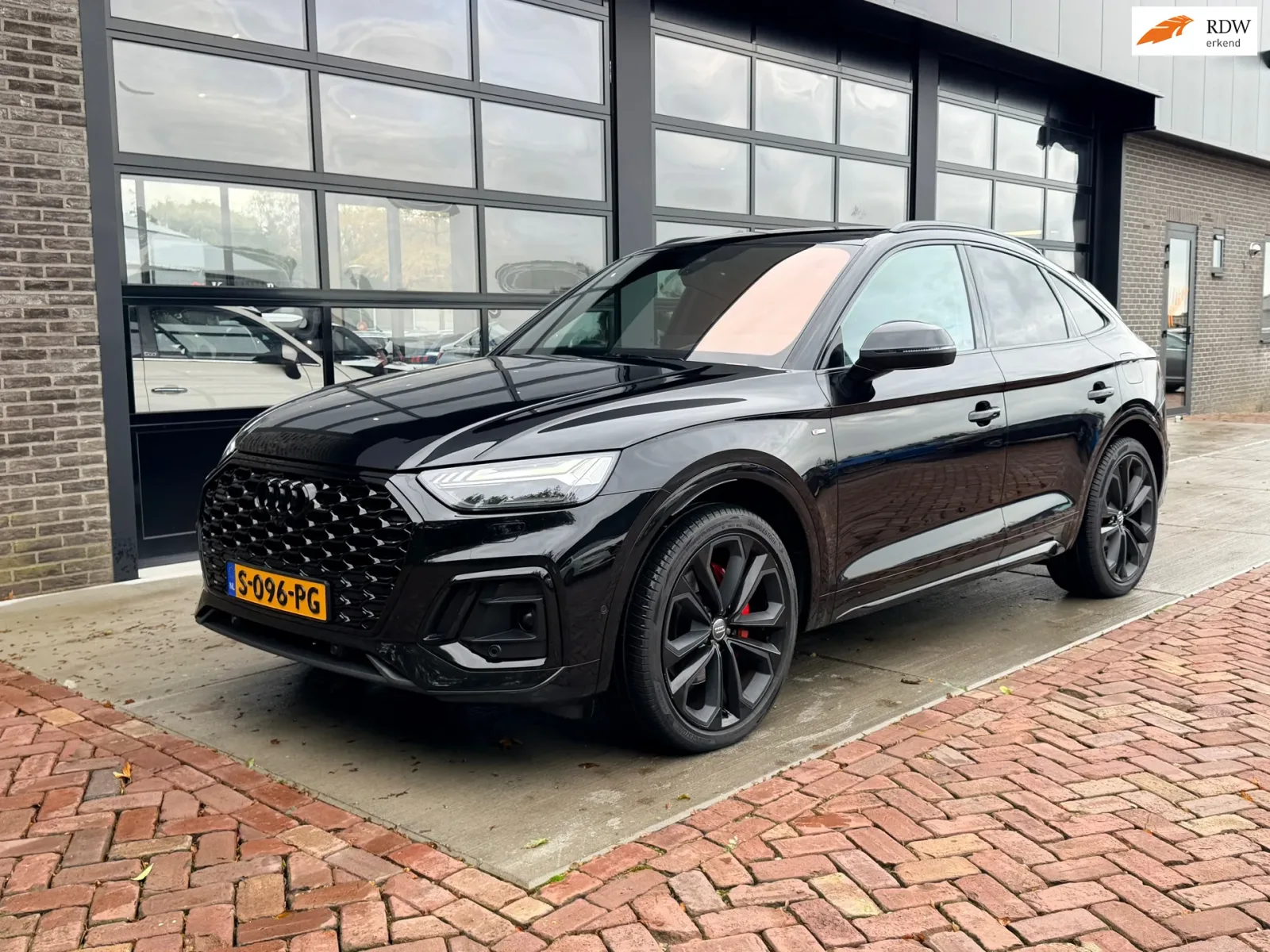 Audi Q5 Sportback (2021) — foto 1