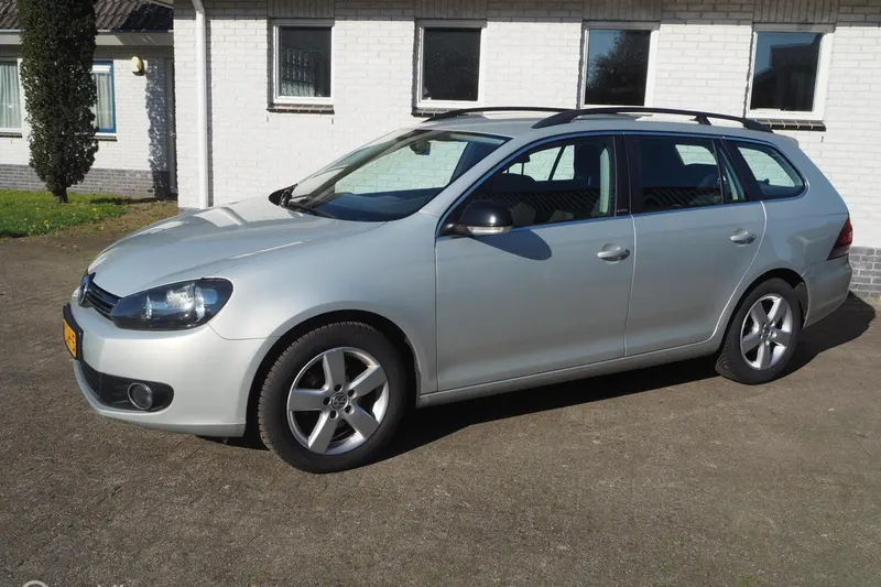 Volkswagen Golf (2012)