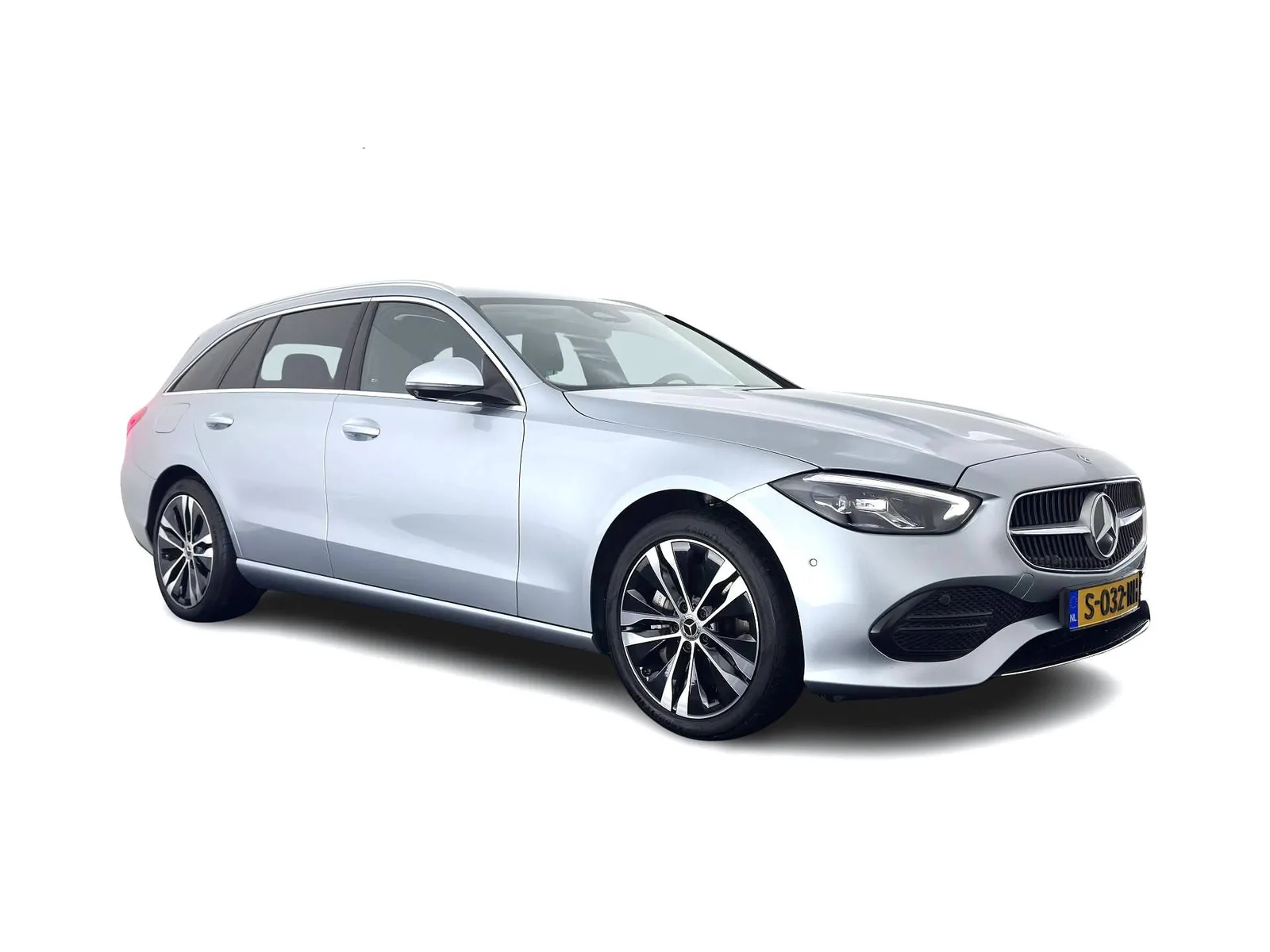 Mercedes-Benz C-Klasse (2023) — foto 1