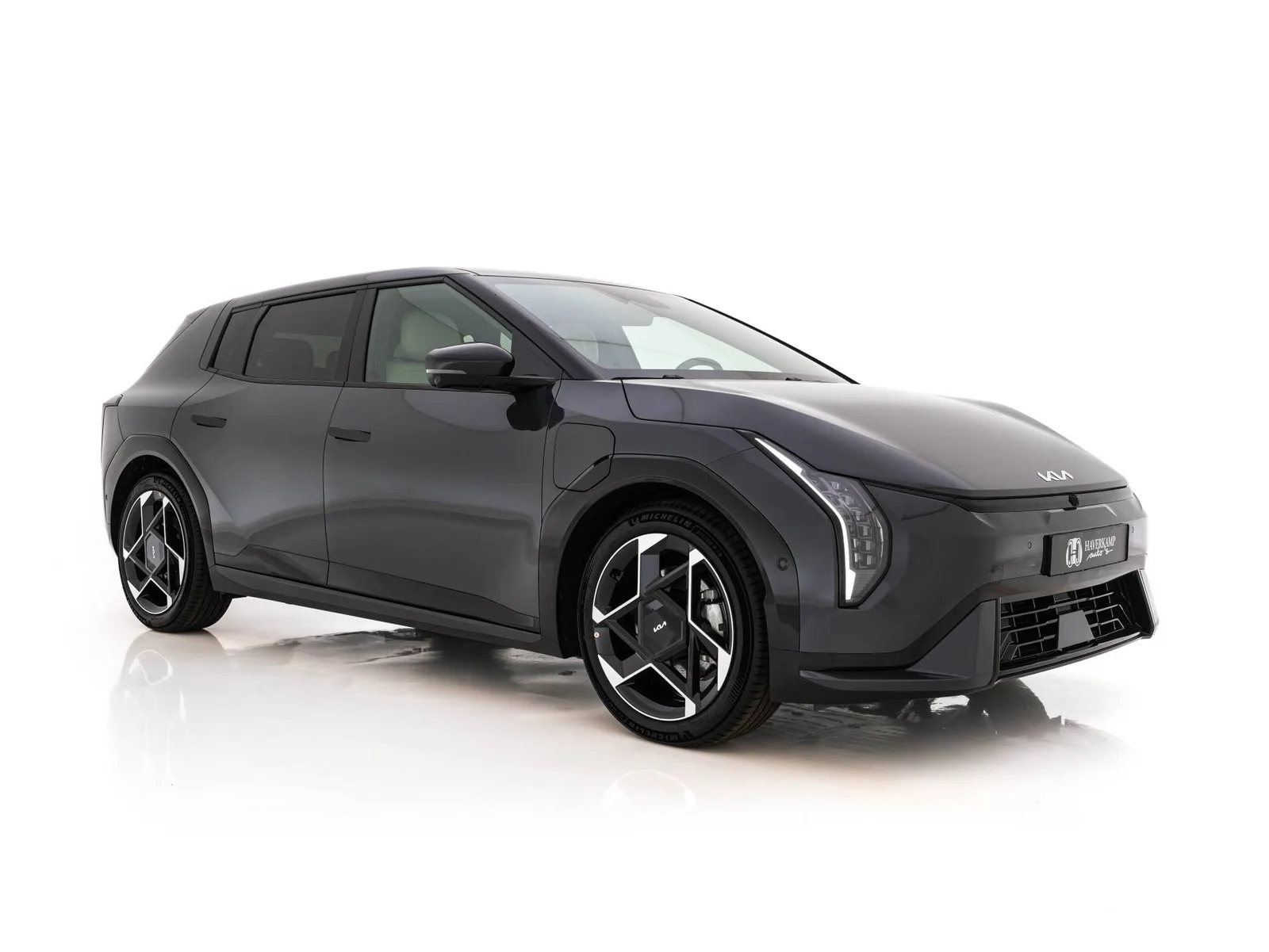 Kia EV4 (2026) — foto 1