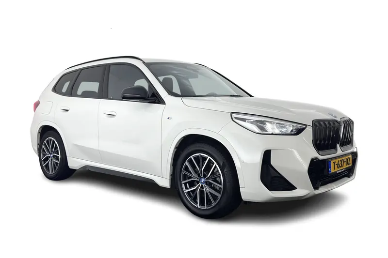 BMW iX1 (2023)