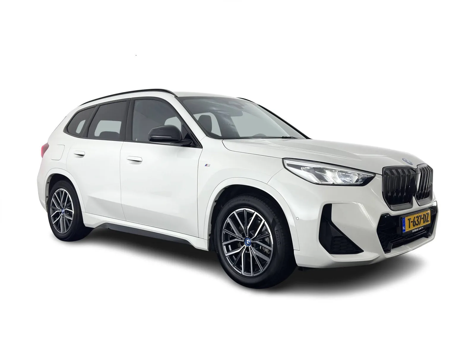 BMW iX1 (2023) — foto 1