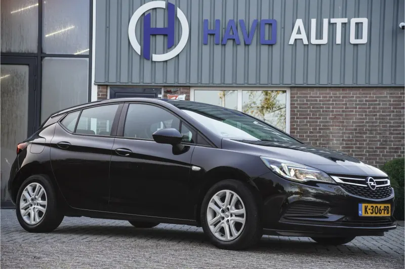 Opel Astra (2016)