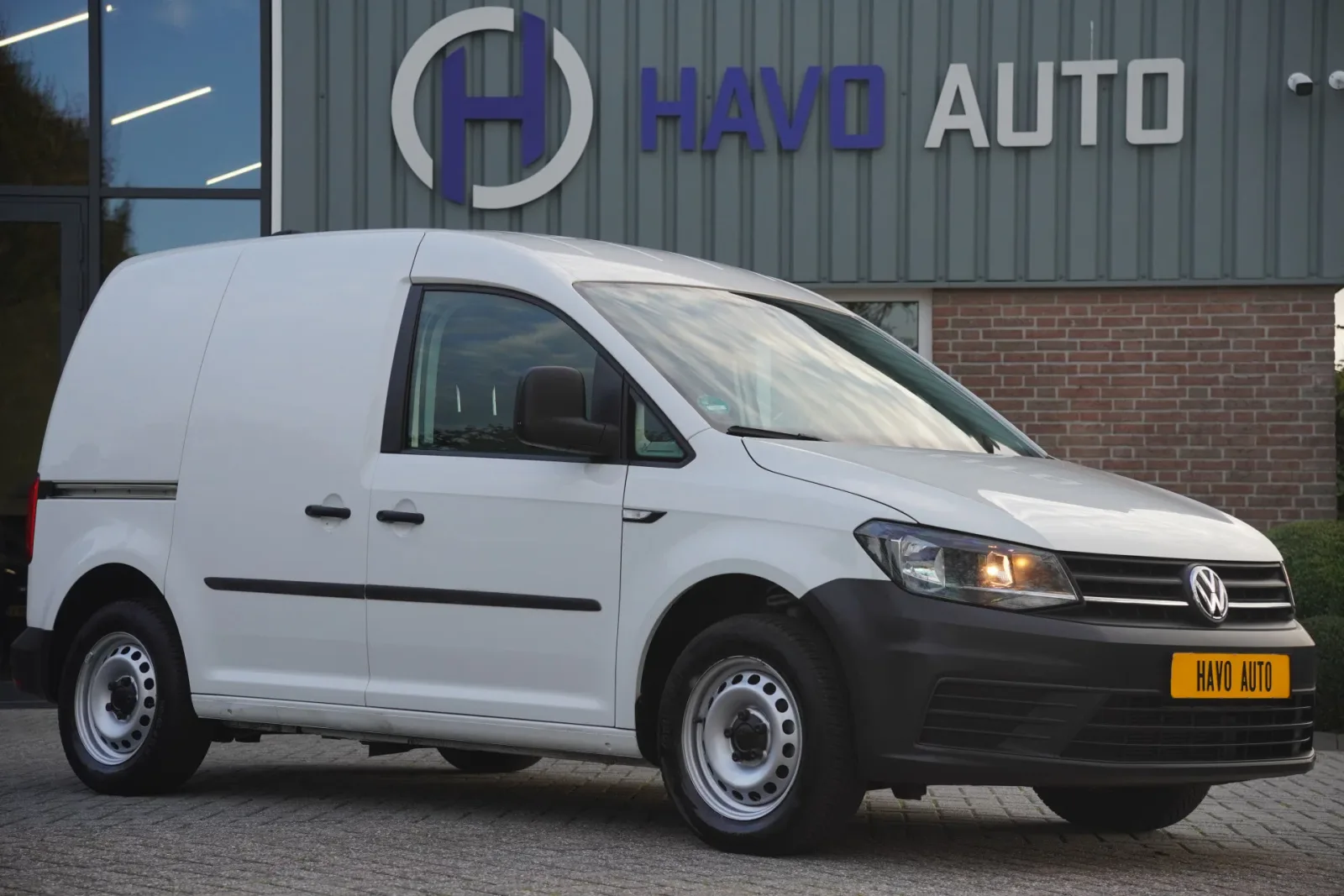 Volkswagen Caddy (2019) — foto 1