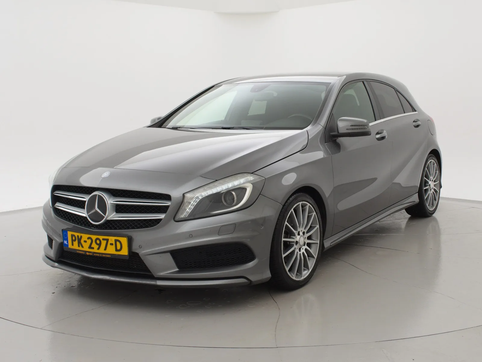 Mercedes-Benz A-Klasse (2012) — foto 1
