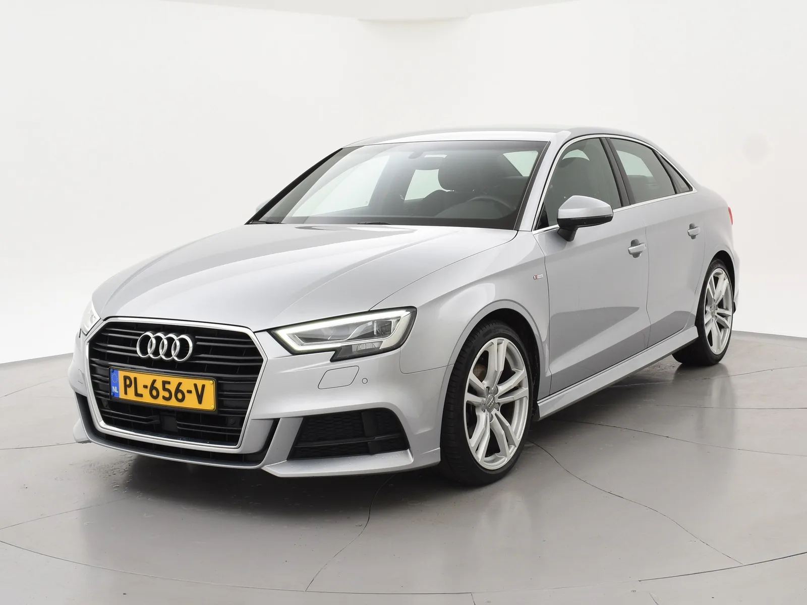 Audi A3 (2017) — foto 1
