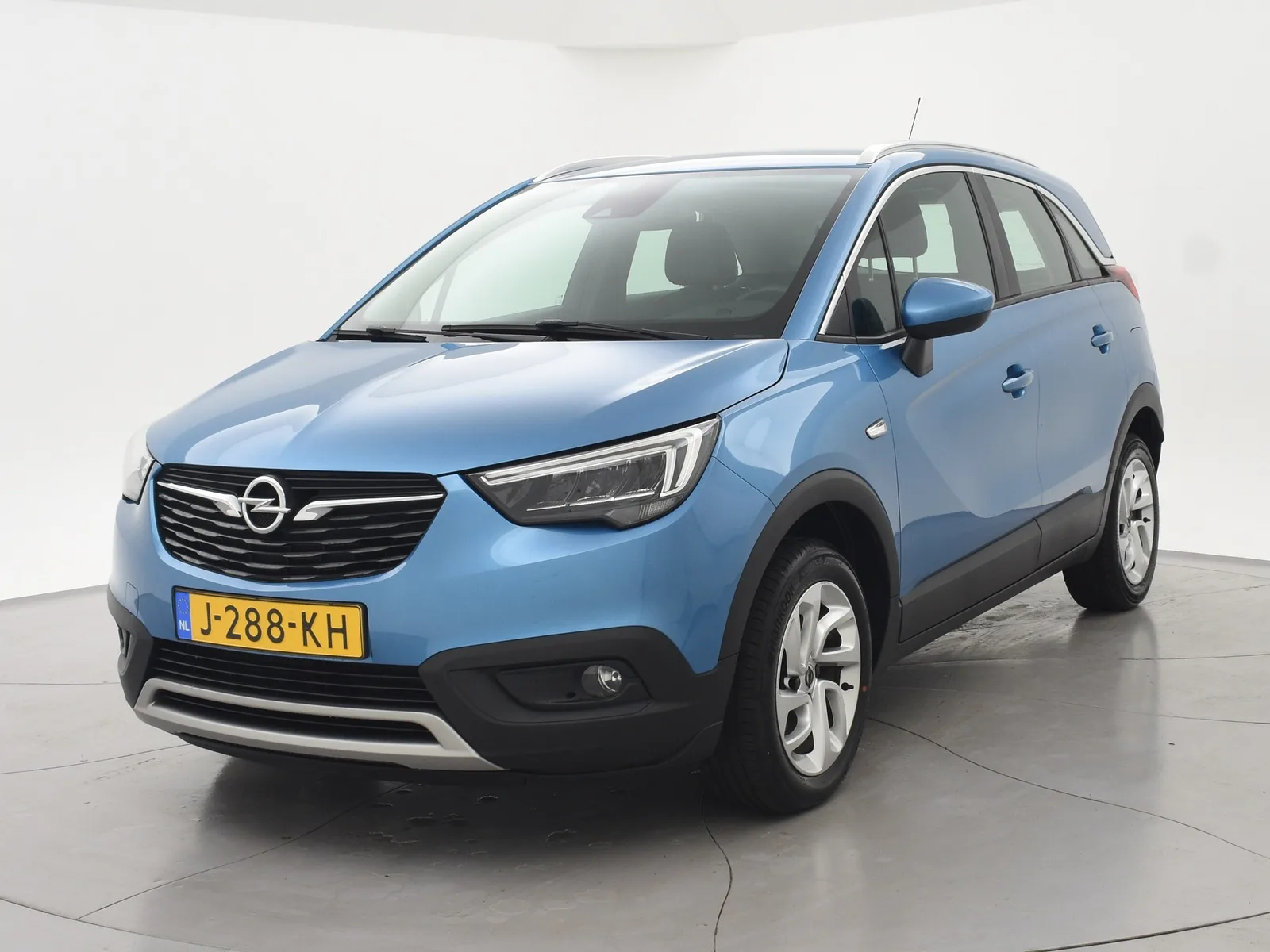 Opel Crossland (2020) — foto 1