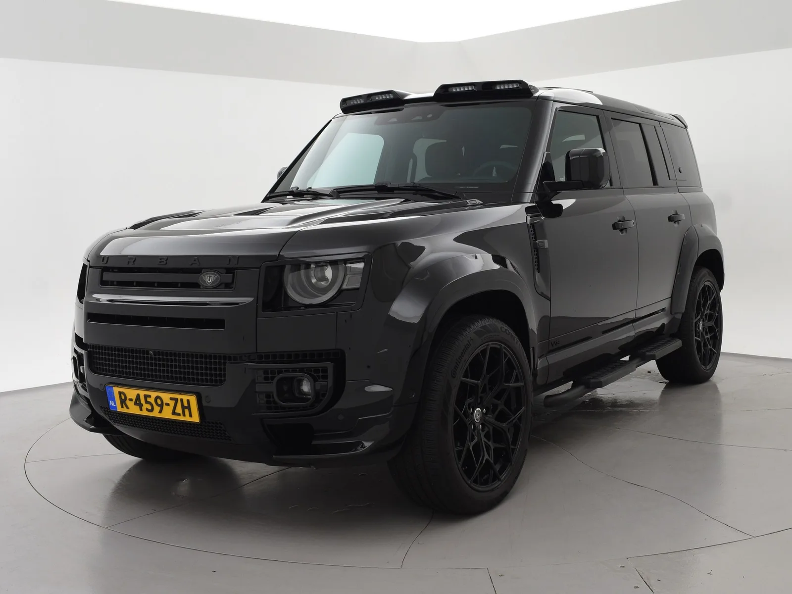 Land Rover Defender (2022) — foto 1
