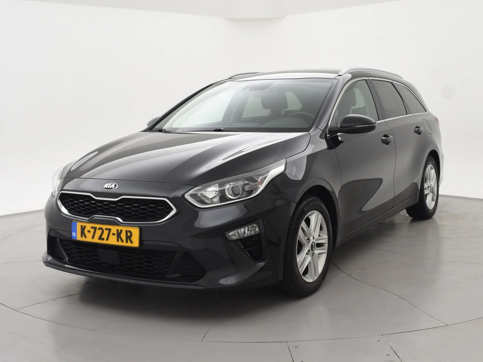 Kia Ceed (2021) — foto 1