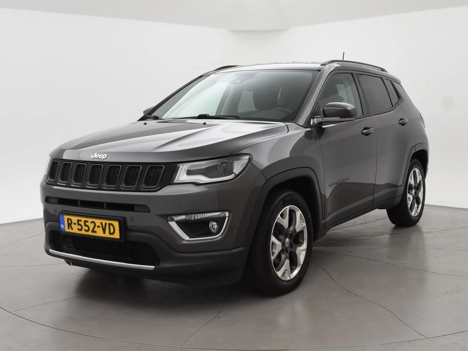 Jeep Compass (2018) — foto 1