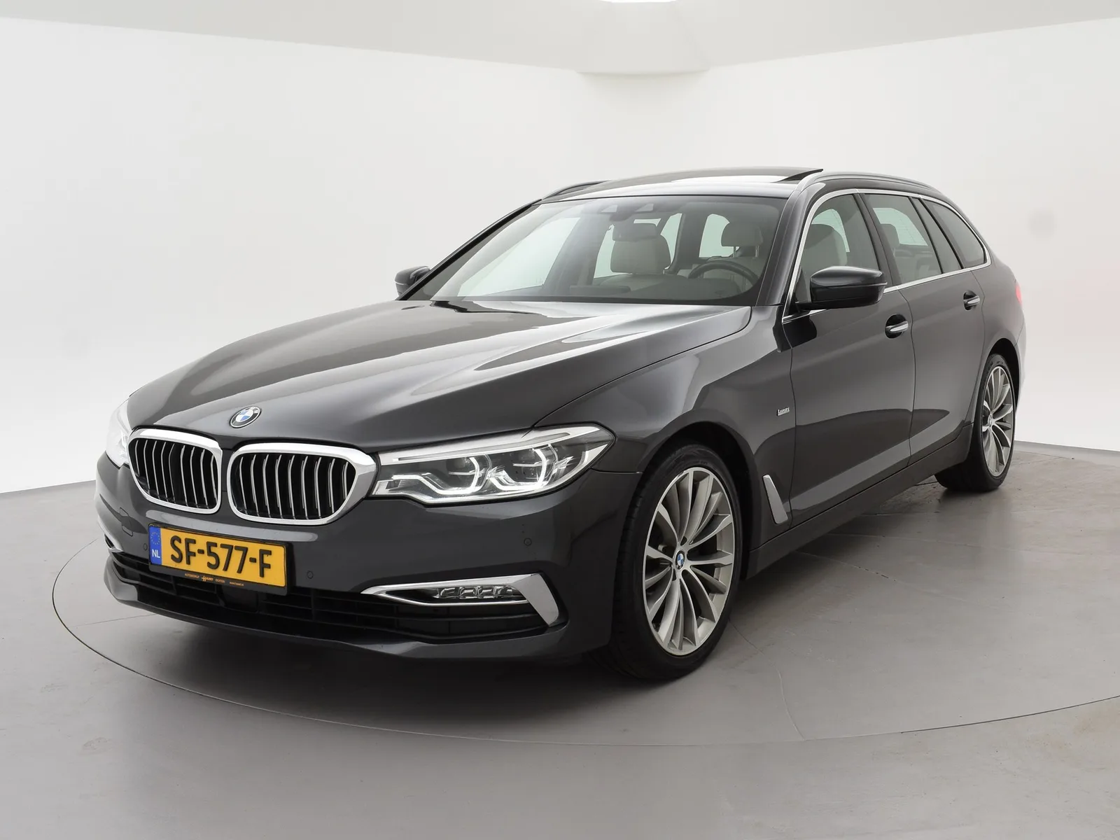 BMW 5-Serie (2018) — foto 1