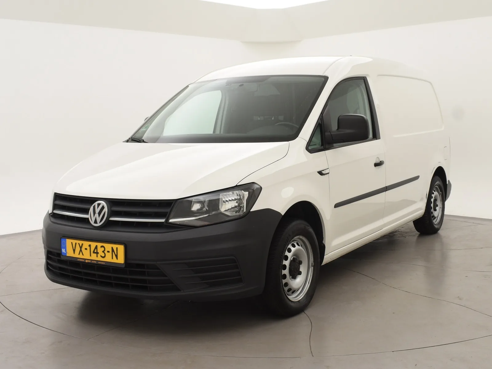 Volkswagen Caddy (2016) — foto 1