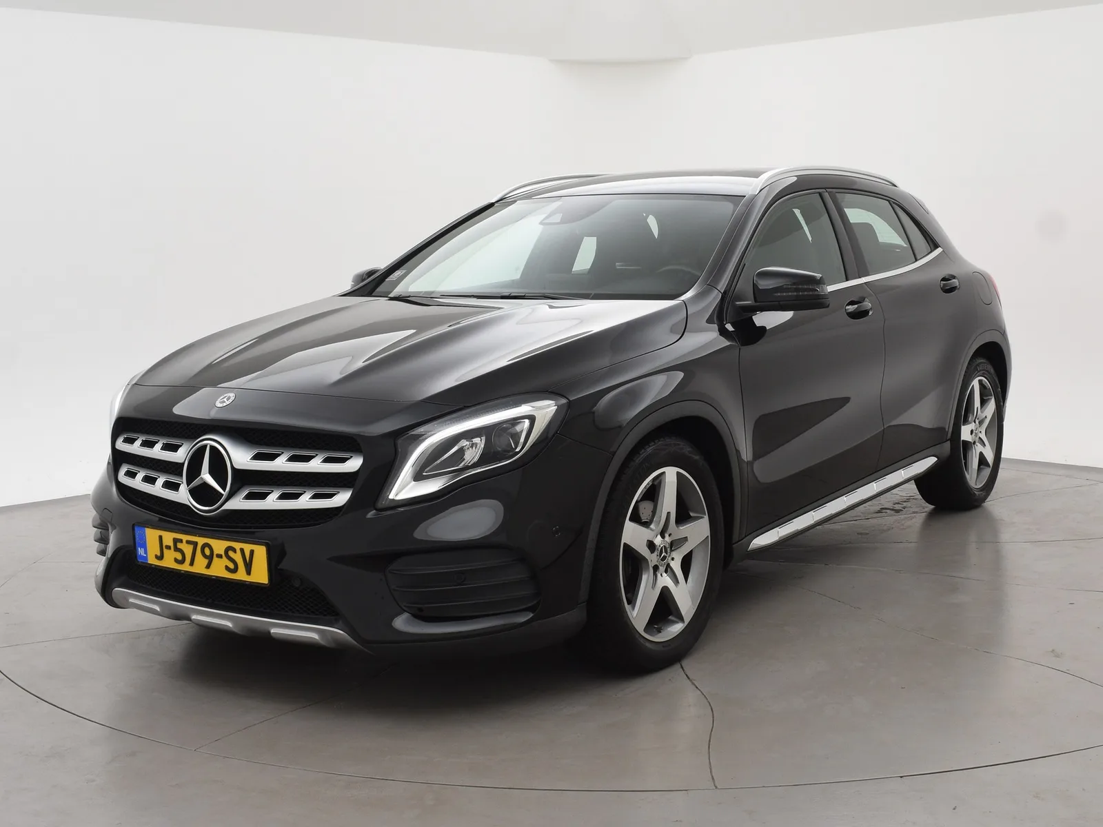 Mercedes-Benz GLA-Klasse (2019) — foto 1