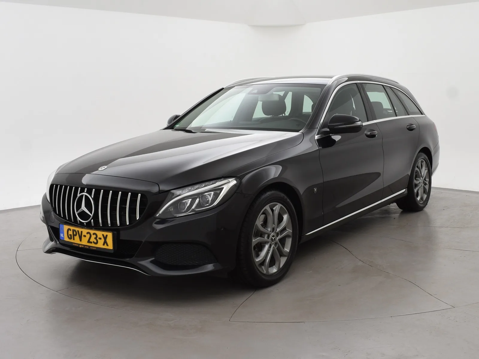Mercedes-Benz C-Klasse (2018) — foto 1