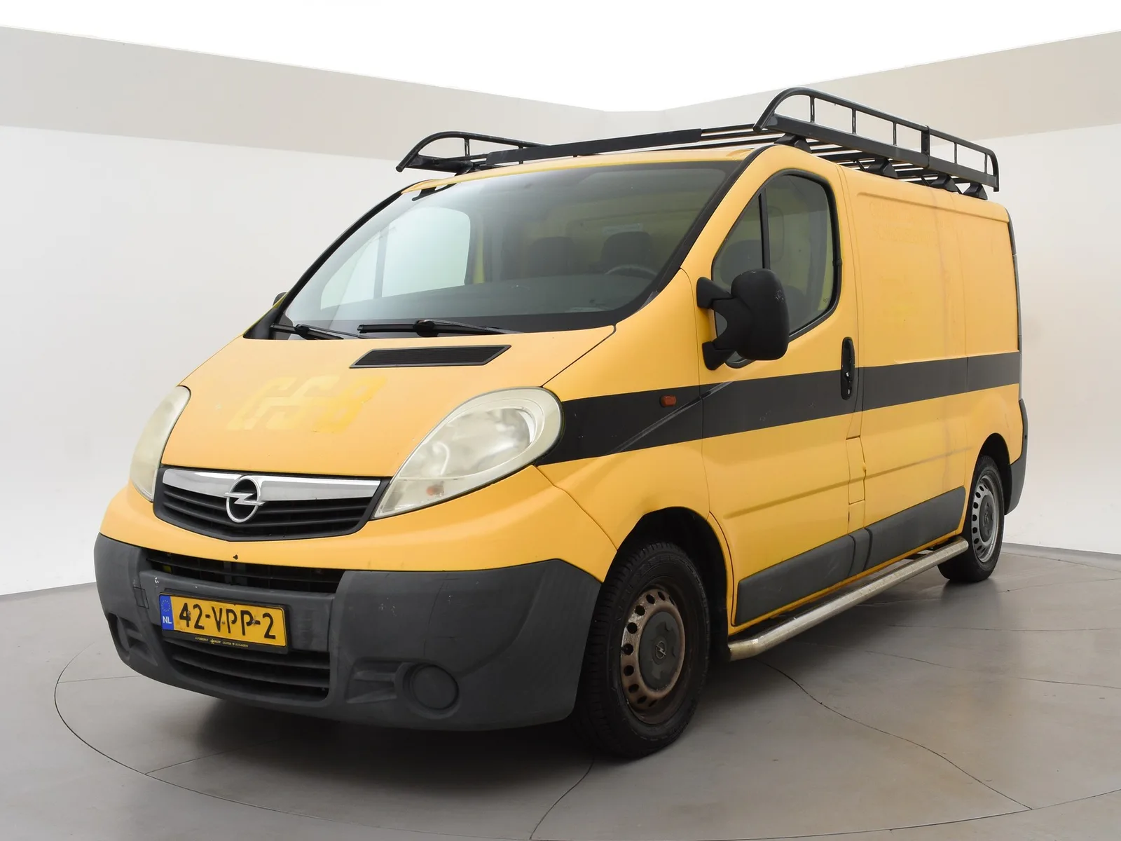 Opel Vivaro (2008) — foto 1