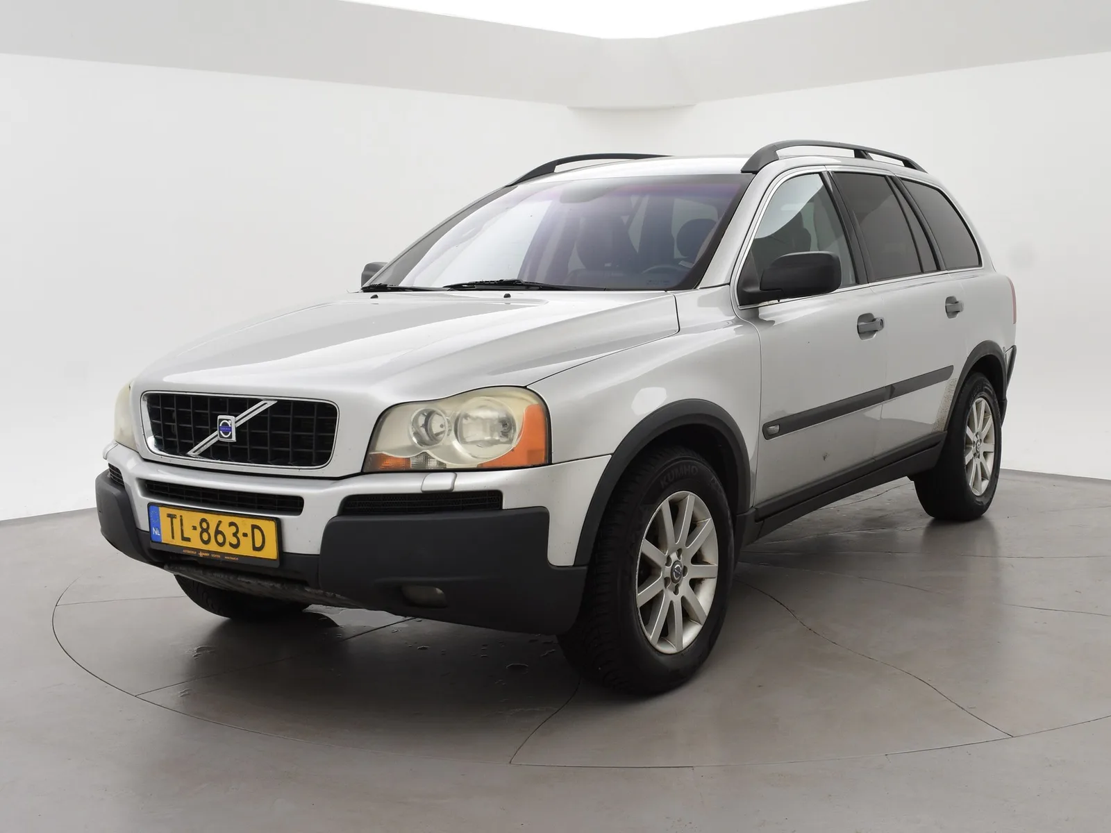 Volvo XC90 (2003) — foto 1
