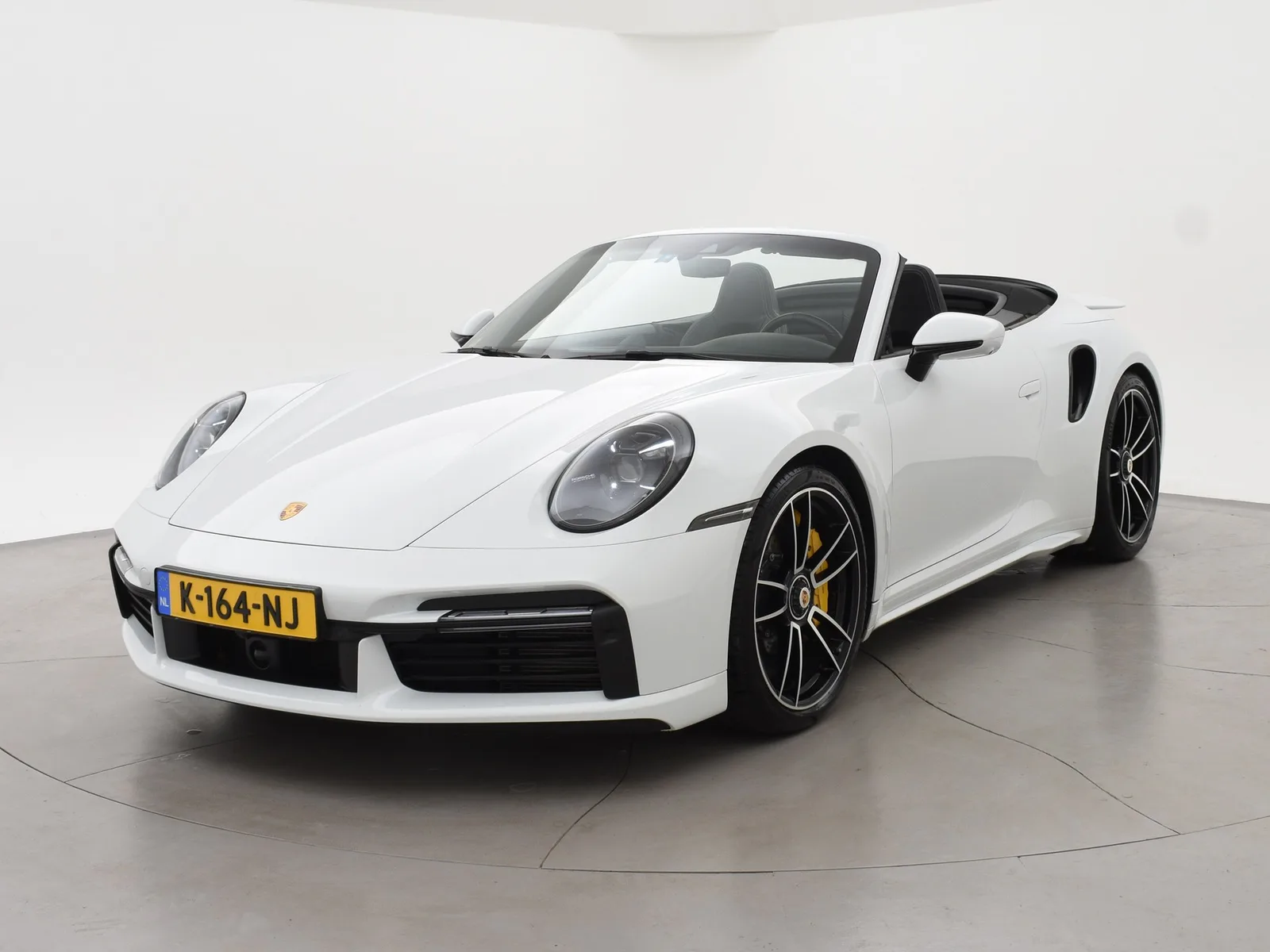 Porsche 911 (2021) — foto 1