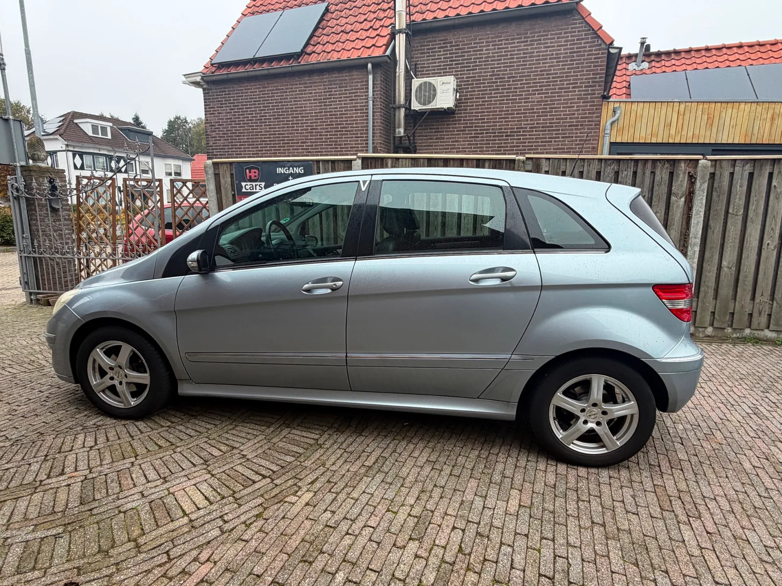Mercedes-Benz B-Klasse (2006) — foto 1