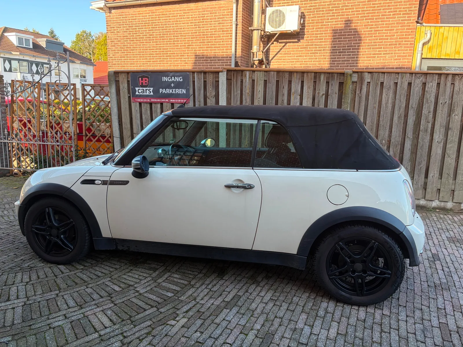 MINI Cabrio (2008) — foto 1