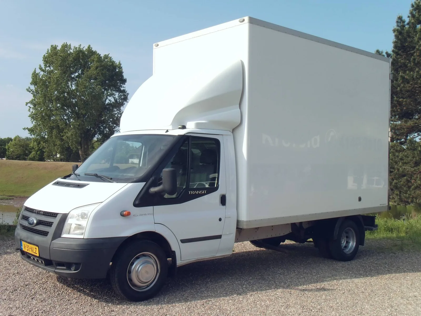 Ford Transit (2011) — foto 1