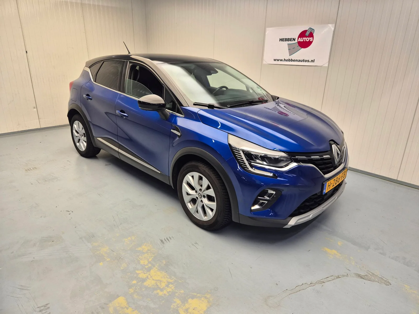 Renault Captur (2020) — foto 1