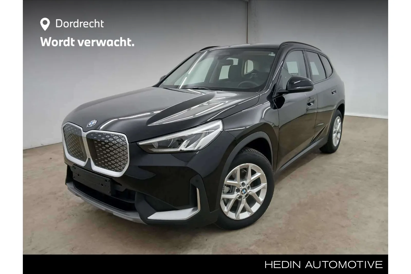 BMW iX1 (2026) — foto 1
