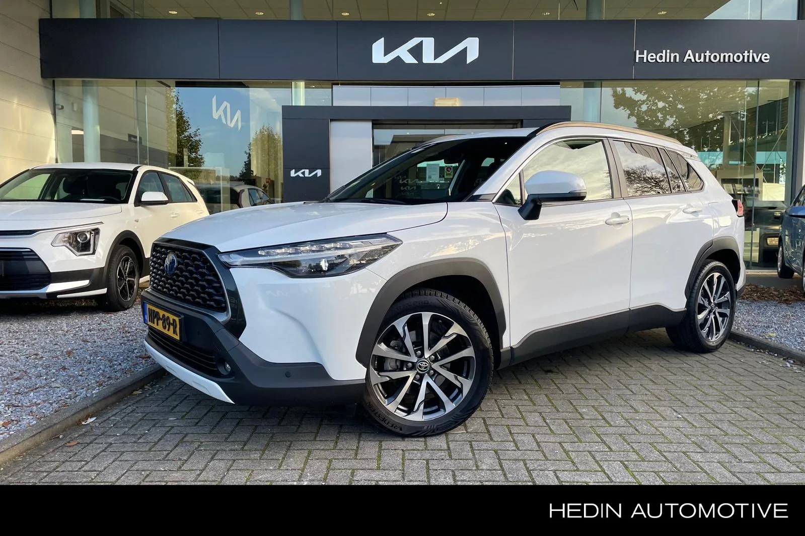 Toyota Corolla Cross (2024) — foto 1