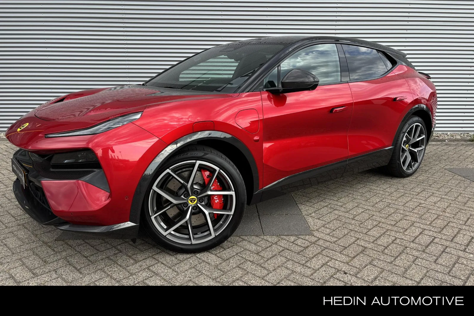 Lotus Eletre (2024) — foto 1