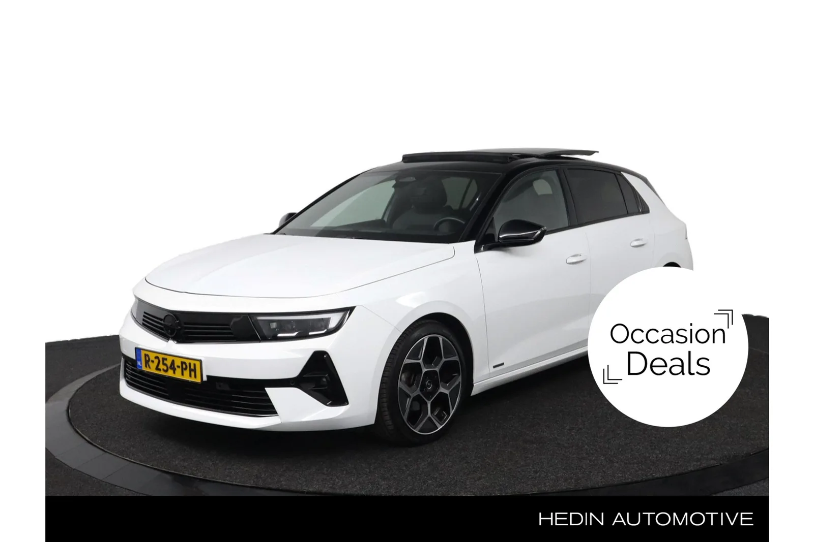 Opel Astra (2022) — foto 1