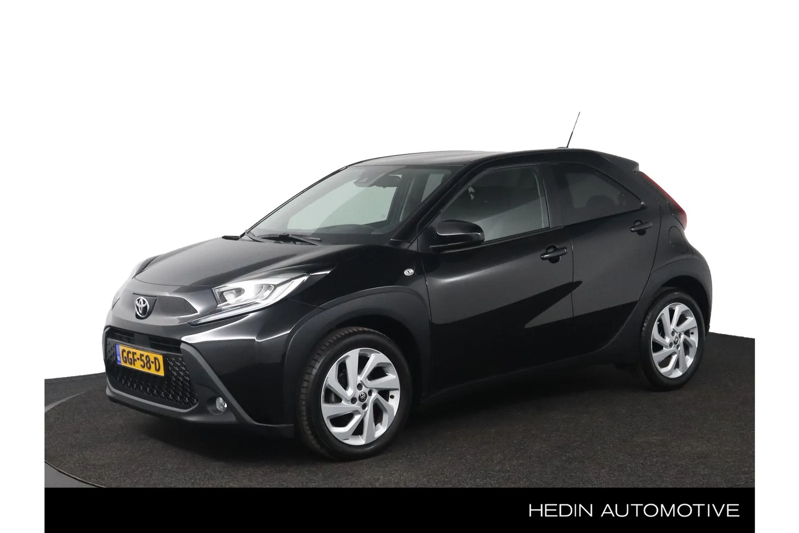 Toyota Aygo X (2023) — foto 1