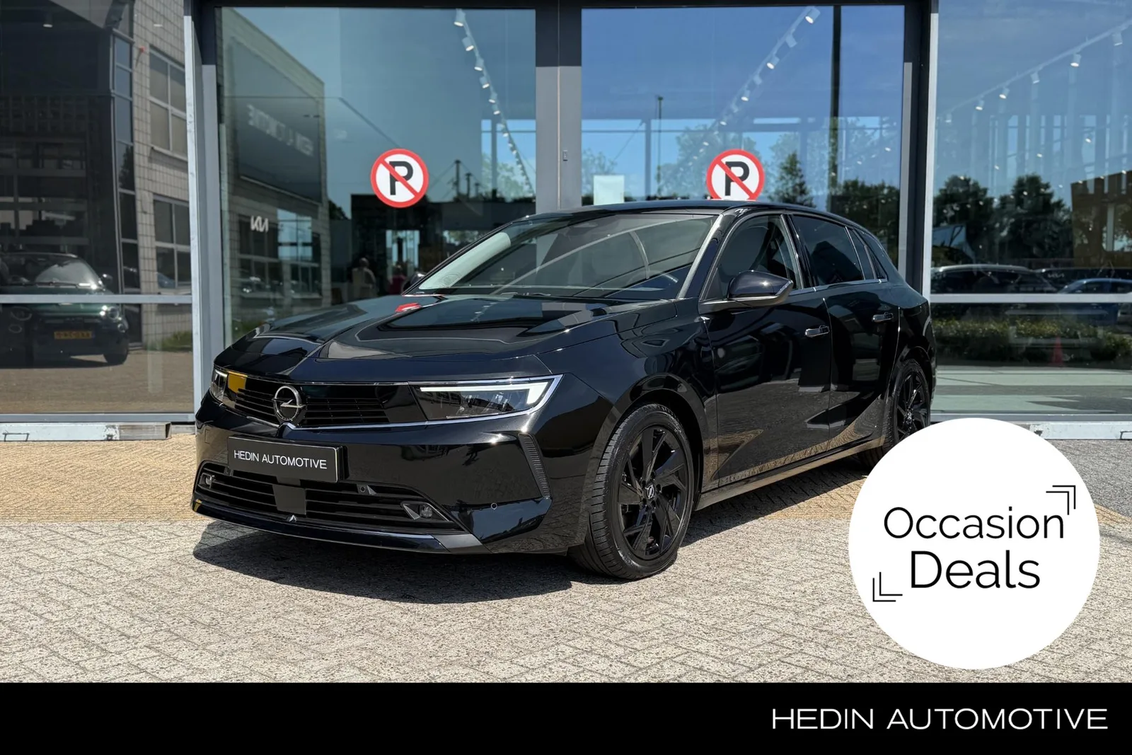 Opel Astra (2022) — foto 1