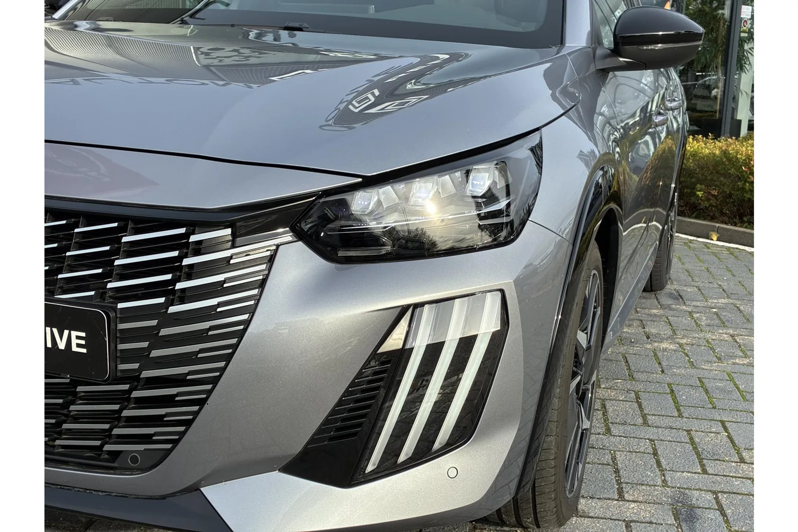Peugeot 208 (2025) — foto 1
