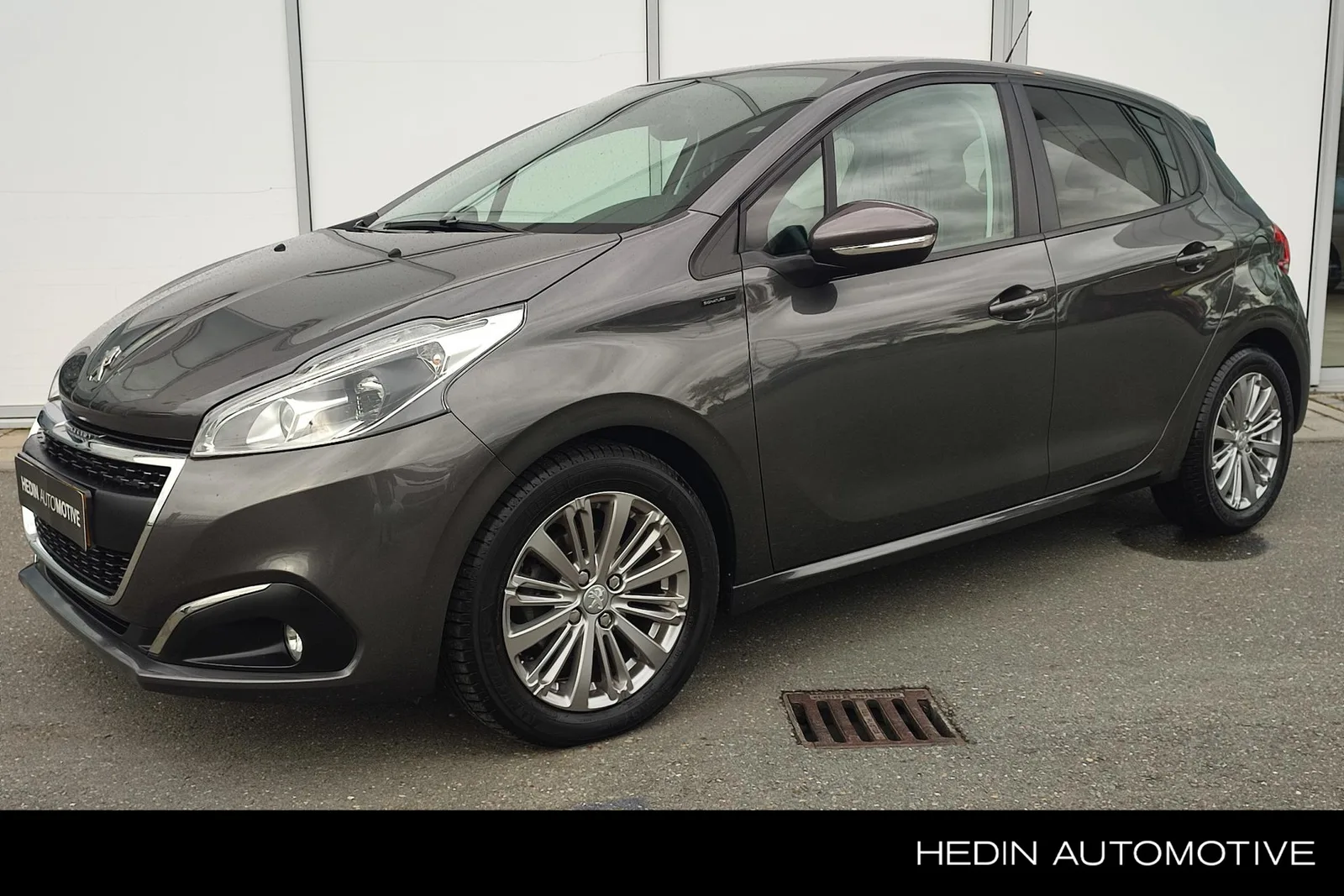 Peugeot 208 (2019) — foto 1